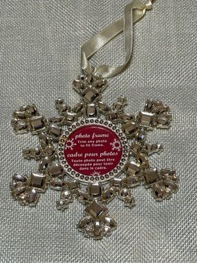 Silver Glass Snowflake Photo Frame Ornament - Home Holiday